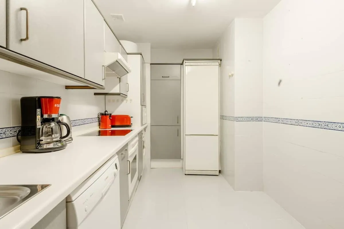 Cozy&Quiet Apt In Sanvicente St Andalusian Patio Seville Apartment
