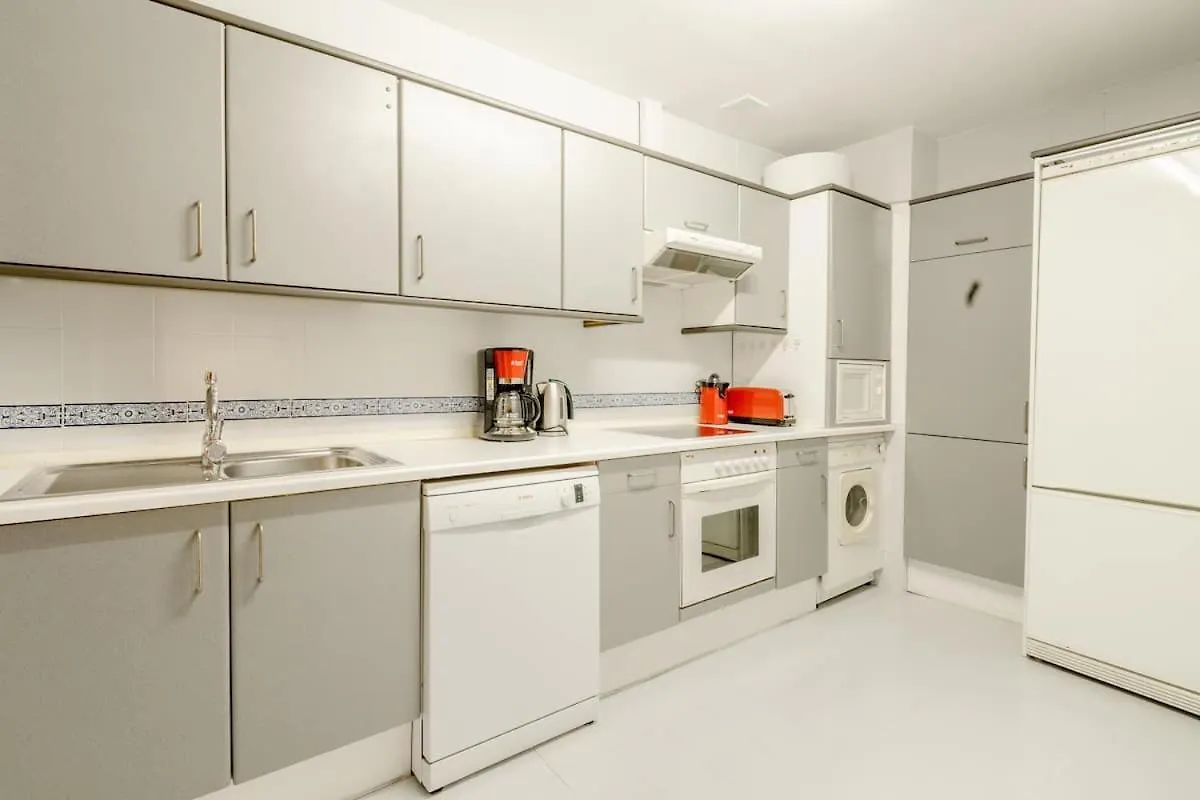 Cozy&Quiet Apt In Sanvicente St Andalusian Patio Seville